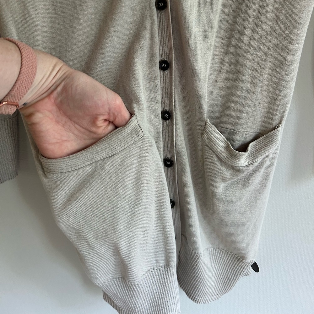 Y2K NEW YORK & COMPANY 90s Silk Blend Cardigan Academia Minimalist Capsule Sz M - Picture 9 of 14